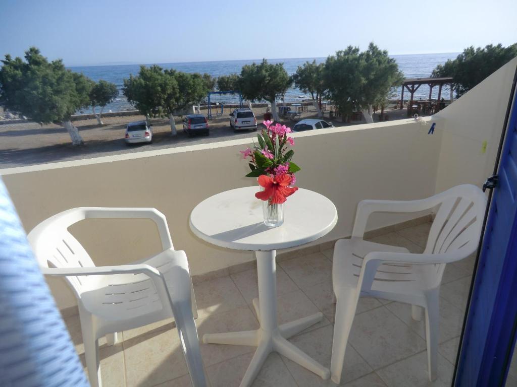 Flisvos Apartments Frangokastello Dış mekan fotoğraf
